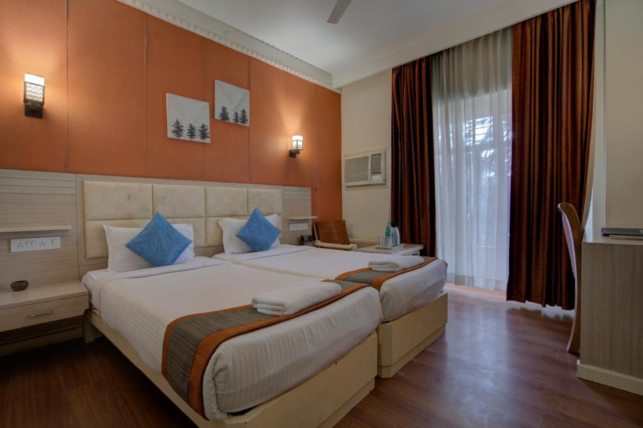 Hotel Mahadev Palace Диогар Екстериор снимка